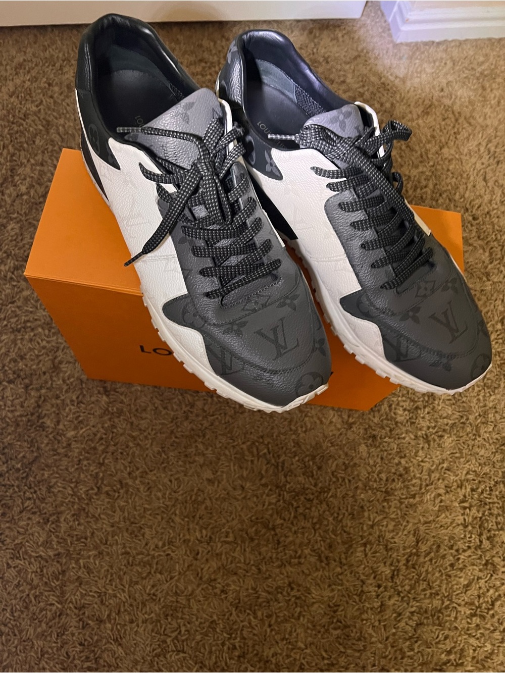 Louis Vuitton Gray & White Monogram Runner Sneakers - Picture 3 of 5